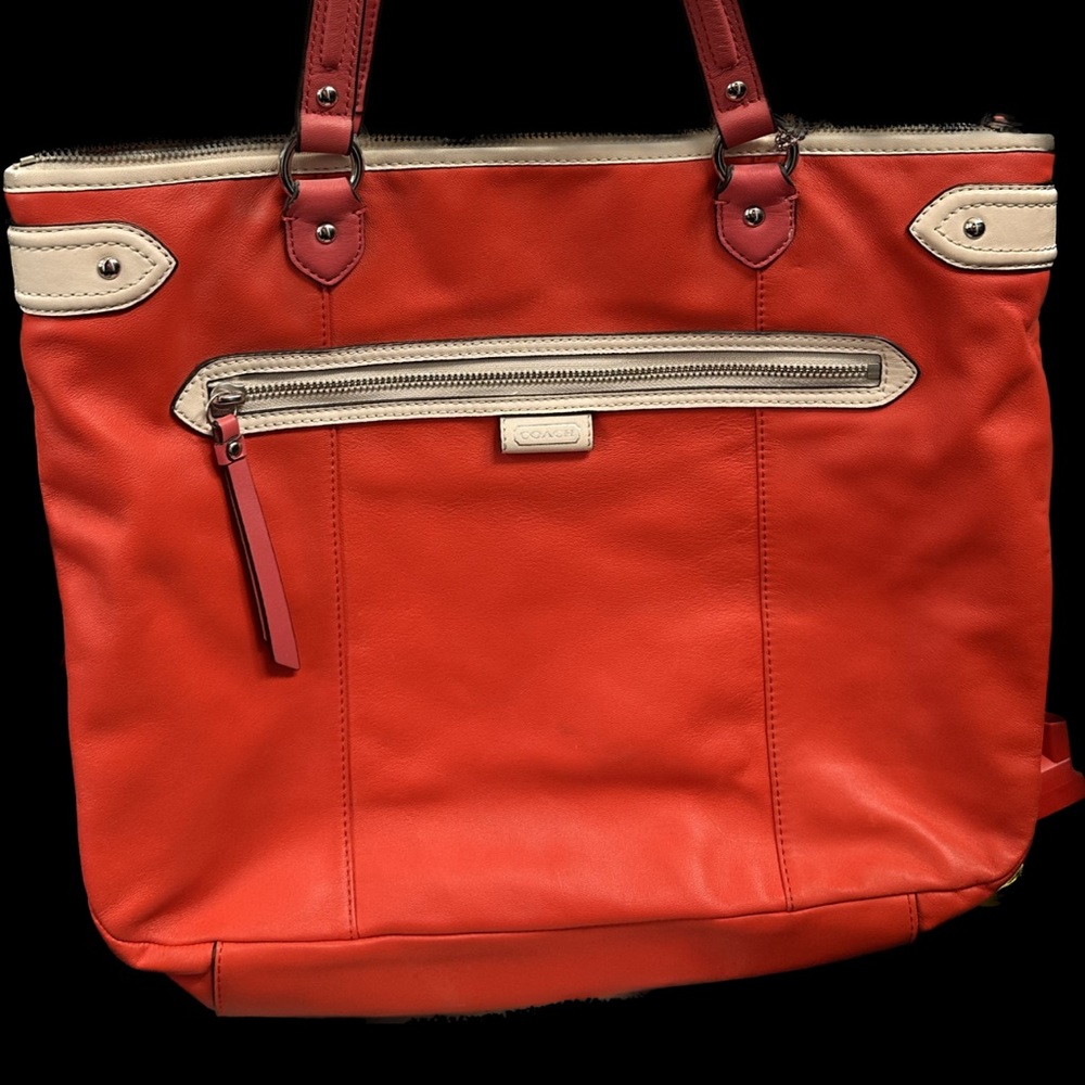 Vintage Coach Coral Leather Shoulder Bag